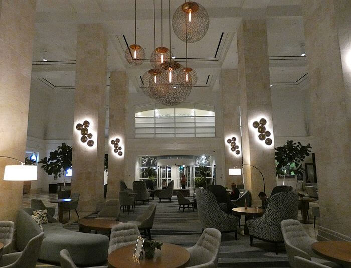 Tampa Marriott lobby