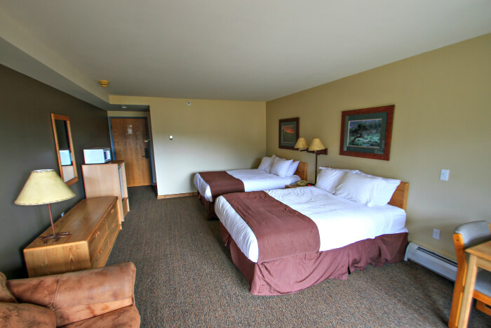 Indian Peaks Lodge Room at Snow Mountain Ranch include 2 queen beds, a queen sofa bed, table & chair, full bathroom, mini-fridge and microwave.