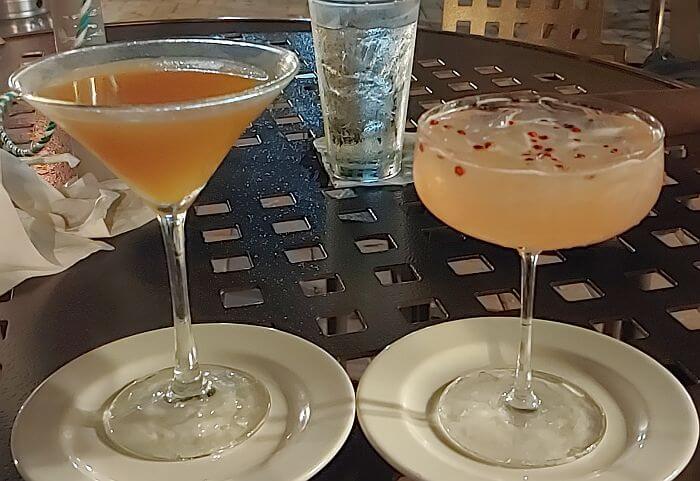 cocktails at Packard's Steakhouse Palm Harbor Tampa Bay