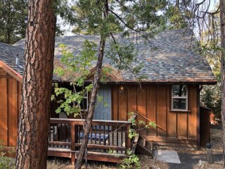 Evergreen Lodge Near Yosemite National Park