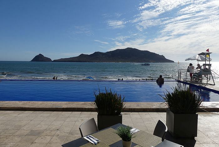 Golden Zone Mazatlan hotel Holiday Inn