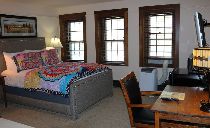 Iowa House Guest Room