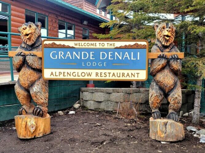 entrance to Grande Denali Lodge