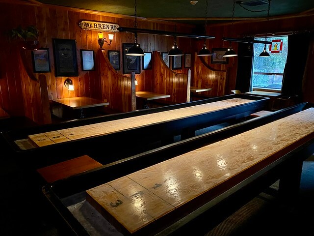 Shuffleboard at Fireside Bar in Bend