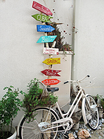 Signposts in the old town, Ohrid, North Macedonia (Photo by Susan McKee)