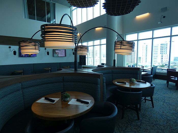 Sarasota Embassy Suites dining area