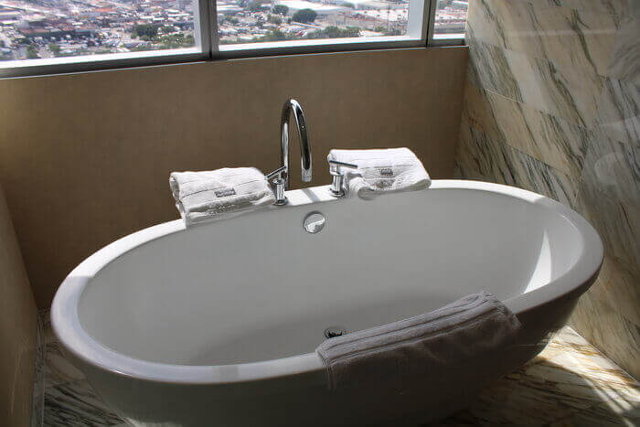 tub presidential suite Westin GDL