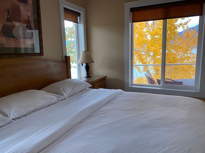 Suite bedroom, Sandy Beach Suites, Osoyoos British Columbia Canada 