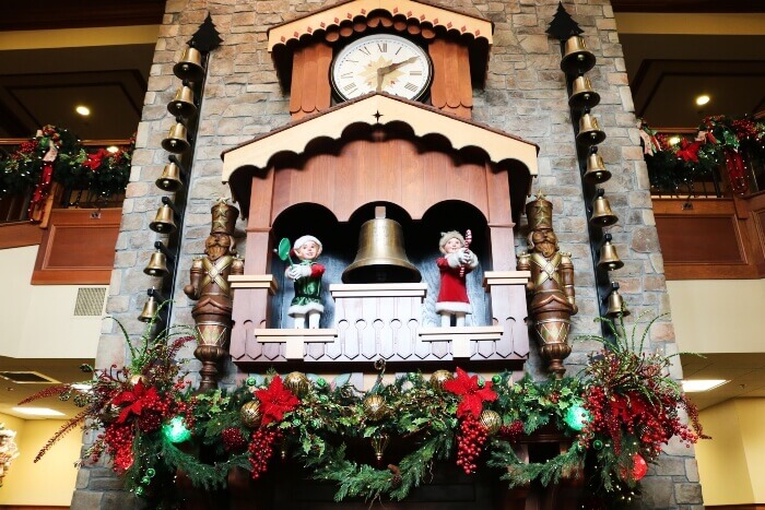 Christmas themed clock at Christmas Inn