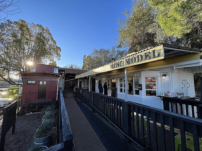 Model Bakery at Napa Valley Railway Inn 