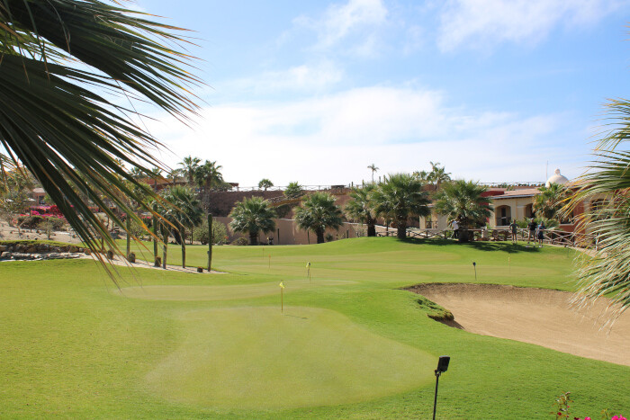 Hacienda Encantada putting green