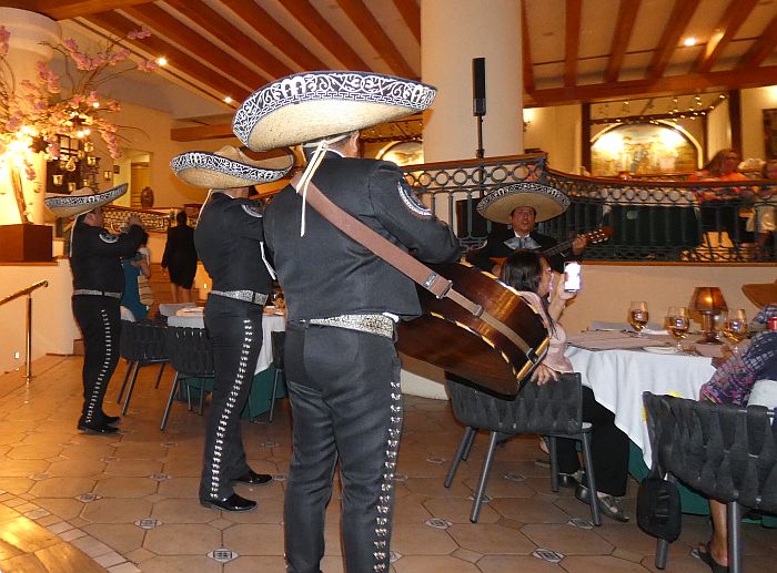 Coral Beach Cancun all-inclusive Mexican restaurant