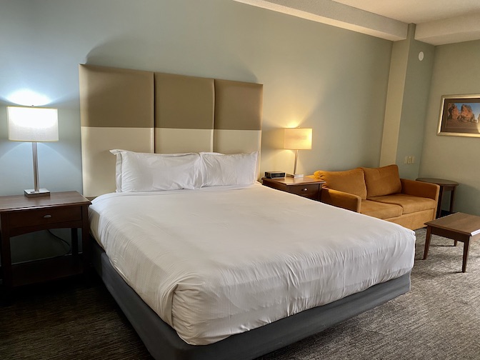 Standard bedrooms feature all the Hilton amenities.