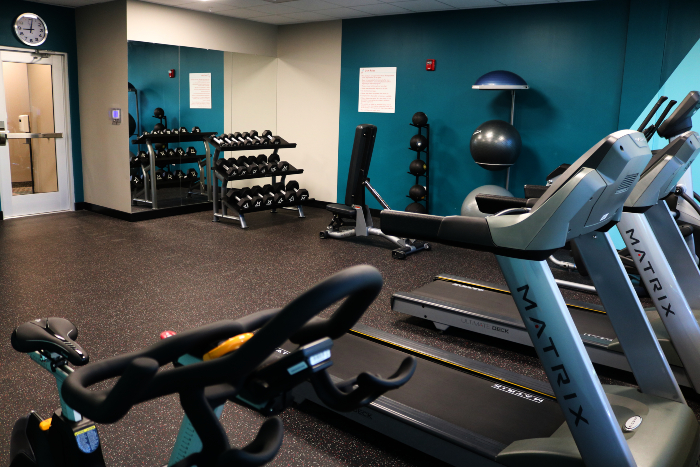 Exercise room, Avid Hotel