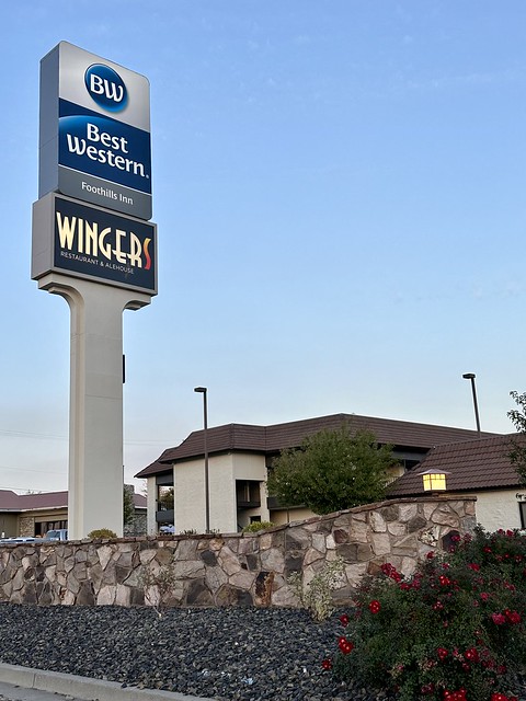 Best Western Foothills Inn and Winger's Restaurant sign in front of the Mountain Home, Idaho hotel.