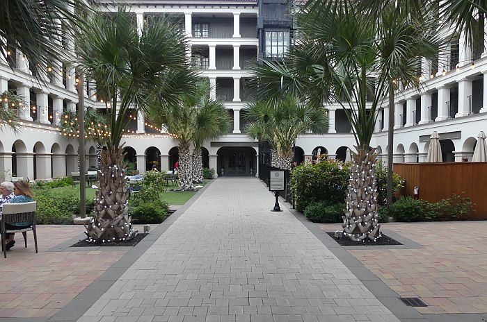 San Antonio Tapestry Collection hotel courtyard