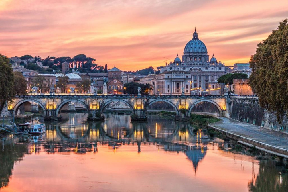 Rome, St Peters Basilica, St Angelo Bridge, Ecclesia Domus Vatican Inn 